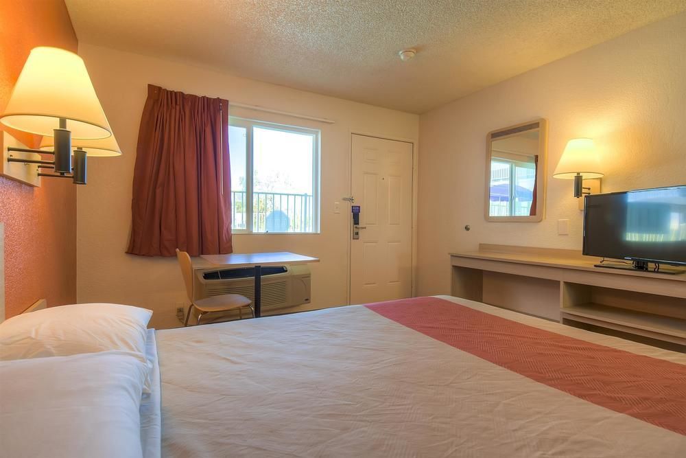 Motel 6-Rancho Mirage, Ca - Palm Springs Luaran gambar